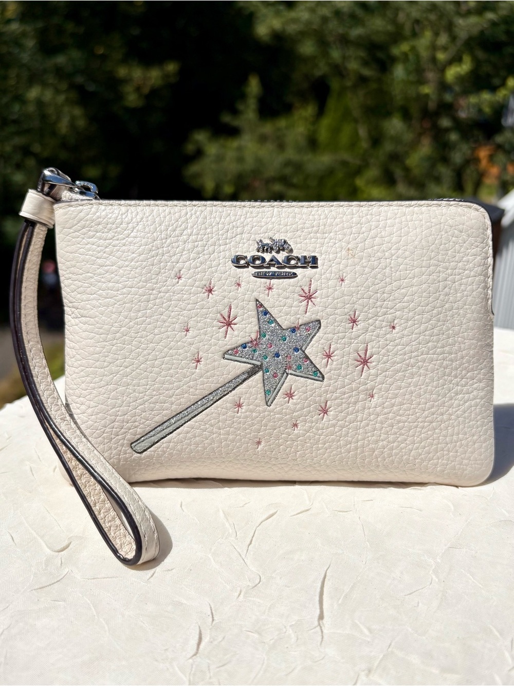 COACH X Wizard of Oz Glinda Glitter Wand Wrist Wallet 39271